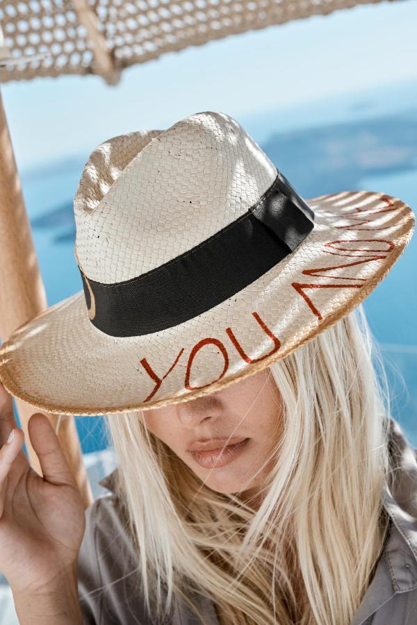 You & Me Suites Φηρά Εξωτερικό φωτογραφία